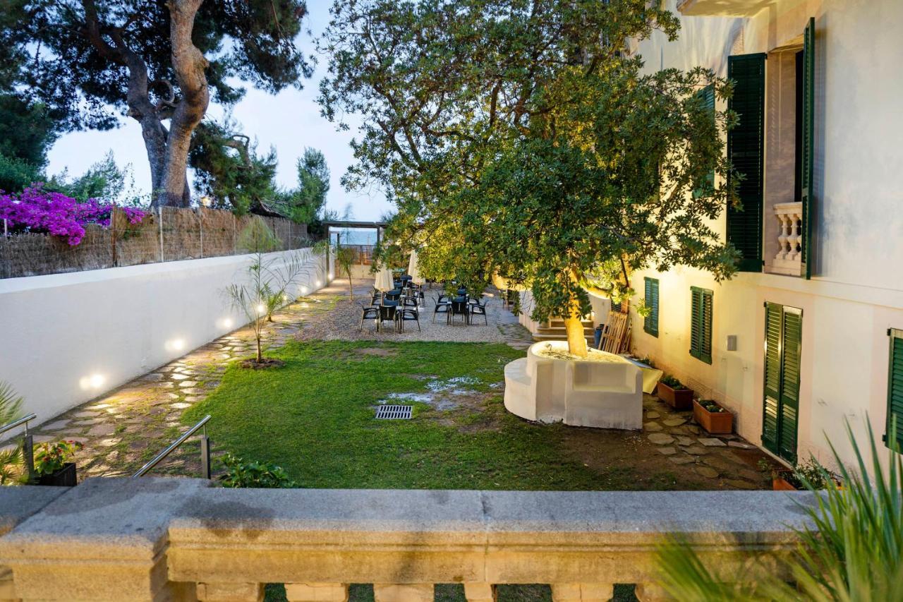 Kalima Beach Hotel Caldes D'Estrach Exterior photo