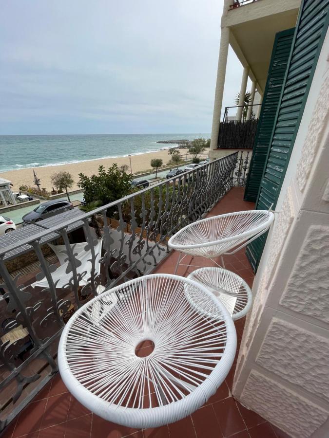 Kalima Beach Hotel Caldes D'Estrach Exterior photo