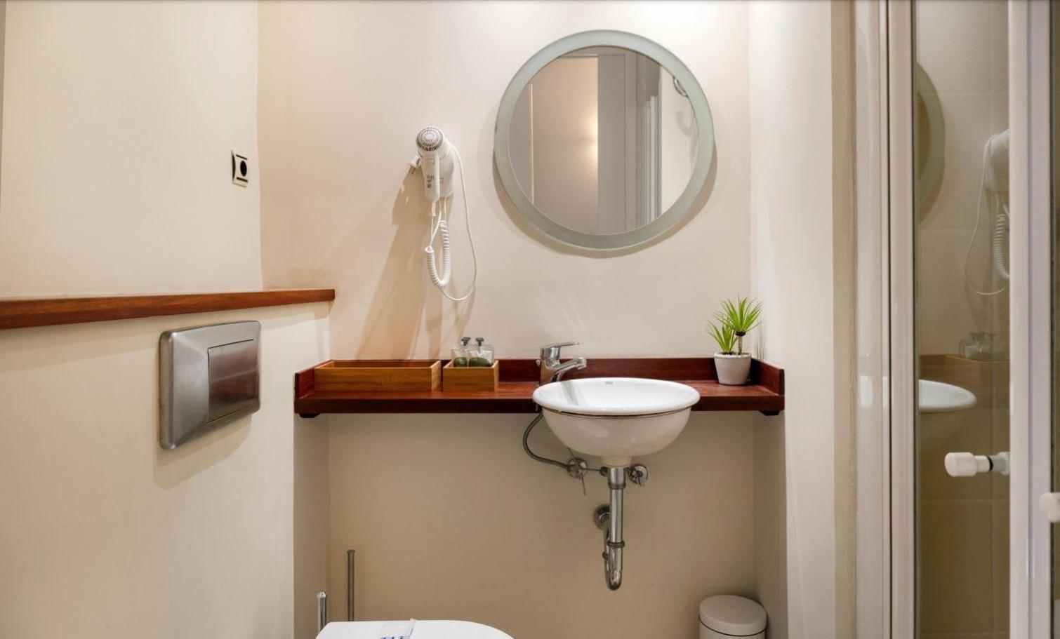 Kalima Beach Hotel Caldes D'Estrach Room photo